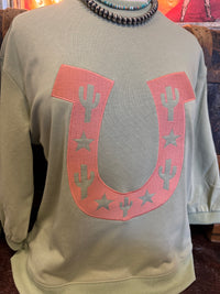 JD Sage Horseshoe Top