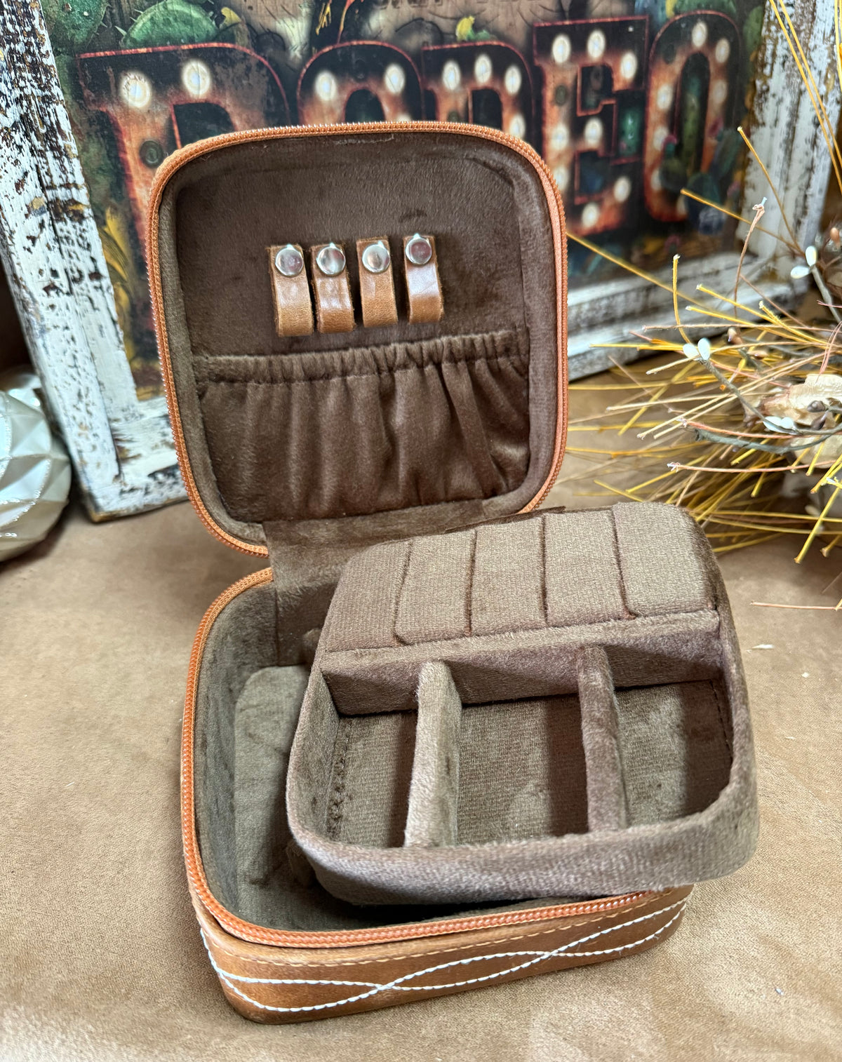 WL Brown Boot Stitch Box