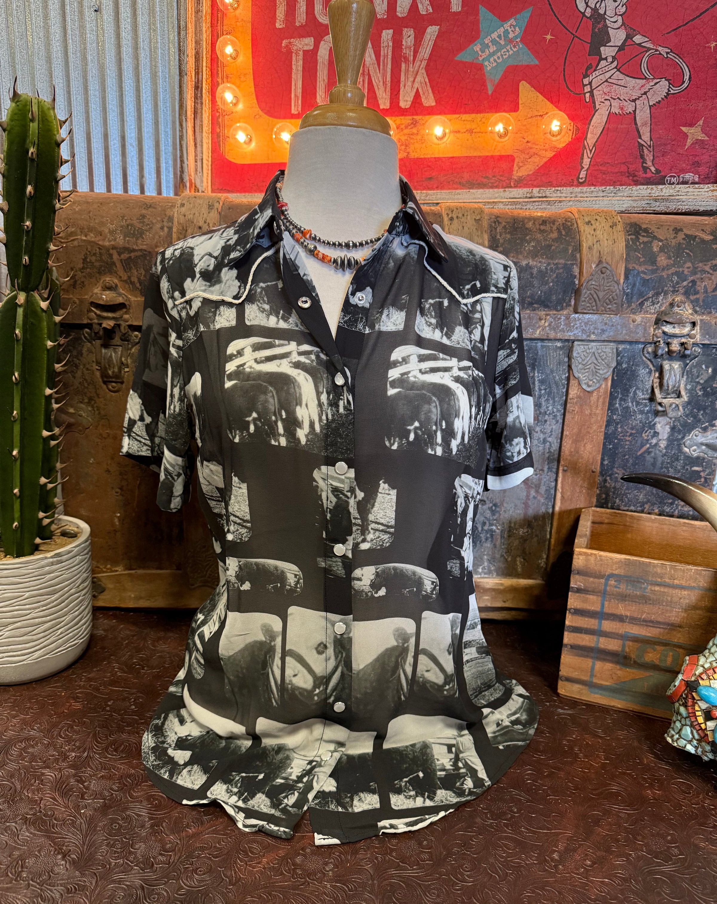 2F Cattle Drive Button Up