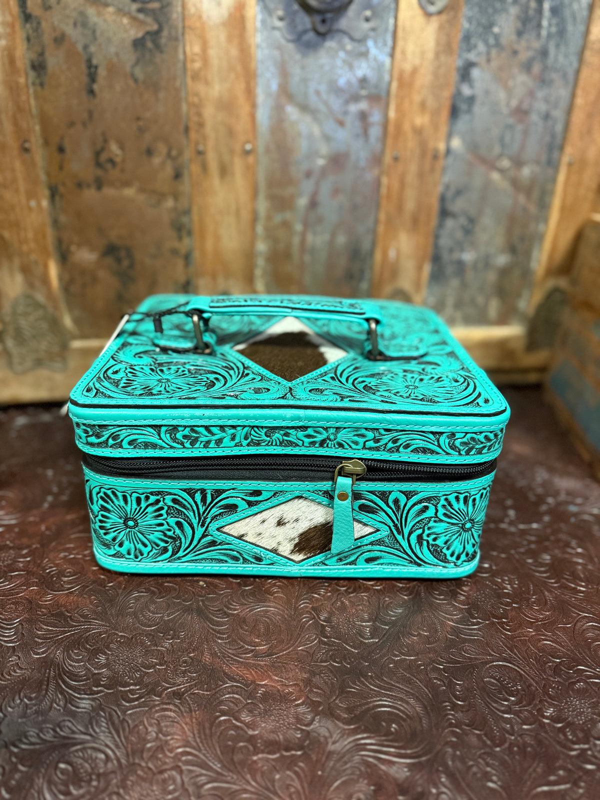 WL Turquoise Jewelry Case