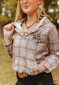 LB Let Er Buck Pullover