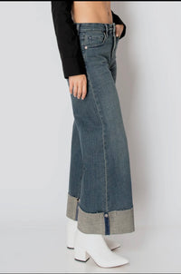 AV Wide Cuff Jean