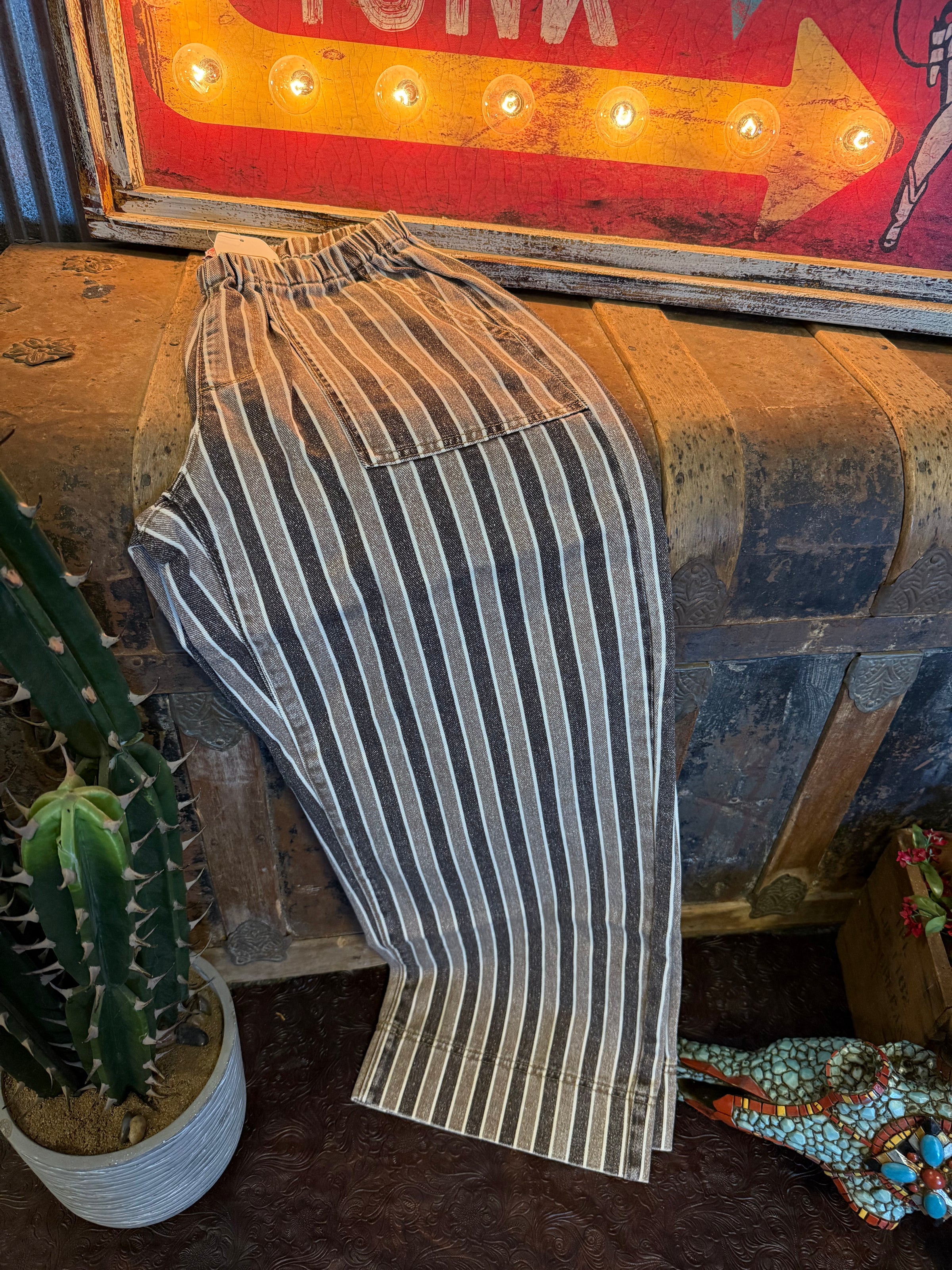 HH Brown Stripe Pants