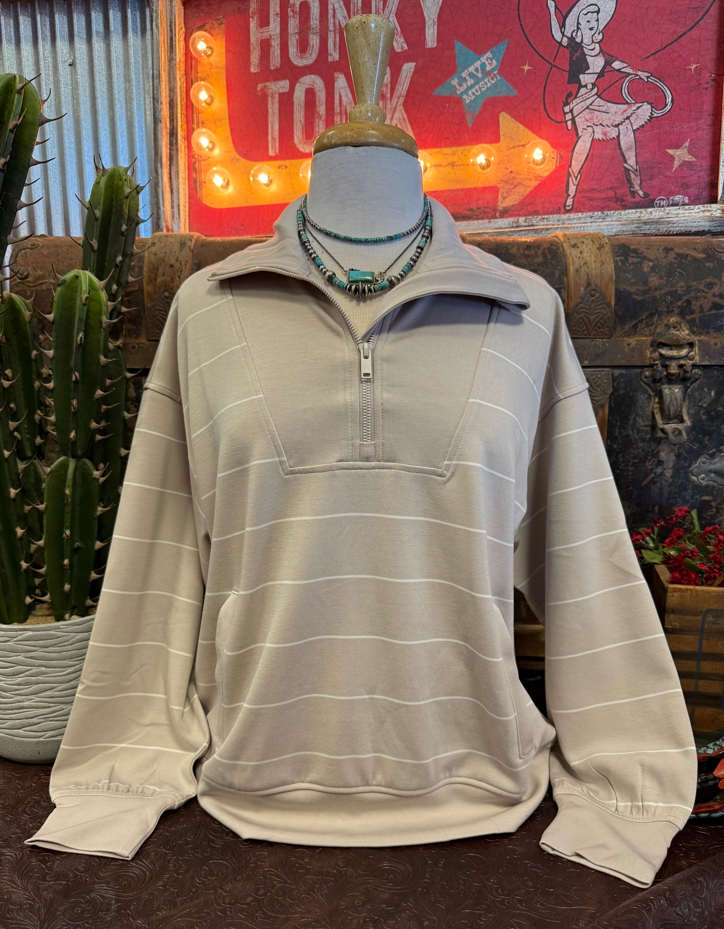 RM Mocha N Cream Pullover