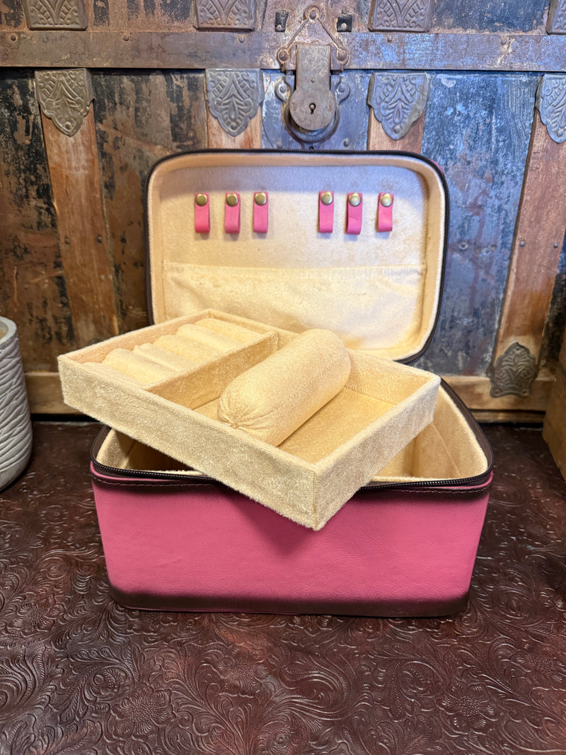 WL Pink Jewelry Case
