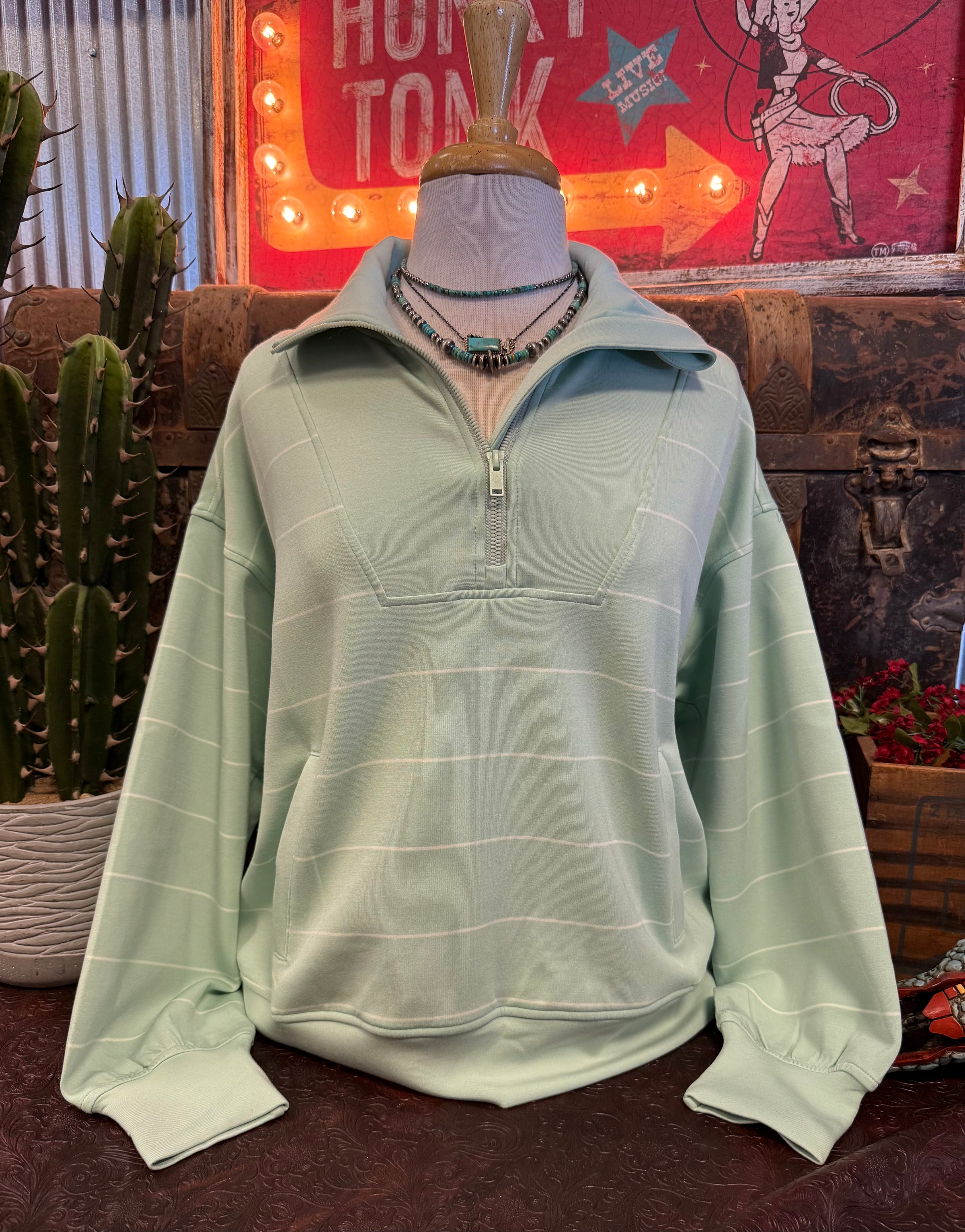 RM Mint N Cream Pullover