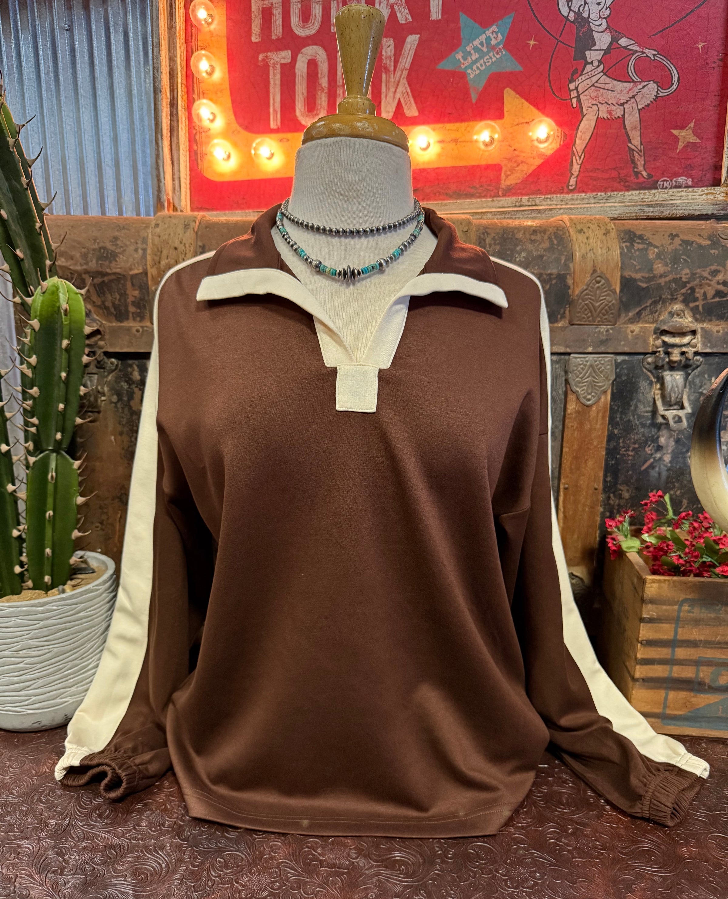 JD Brown Cream Vneck