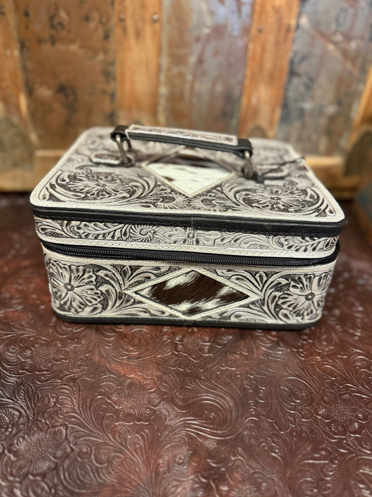 WL Silver Hide Jewelry Case