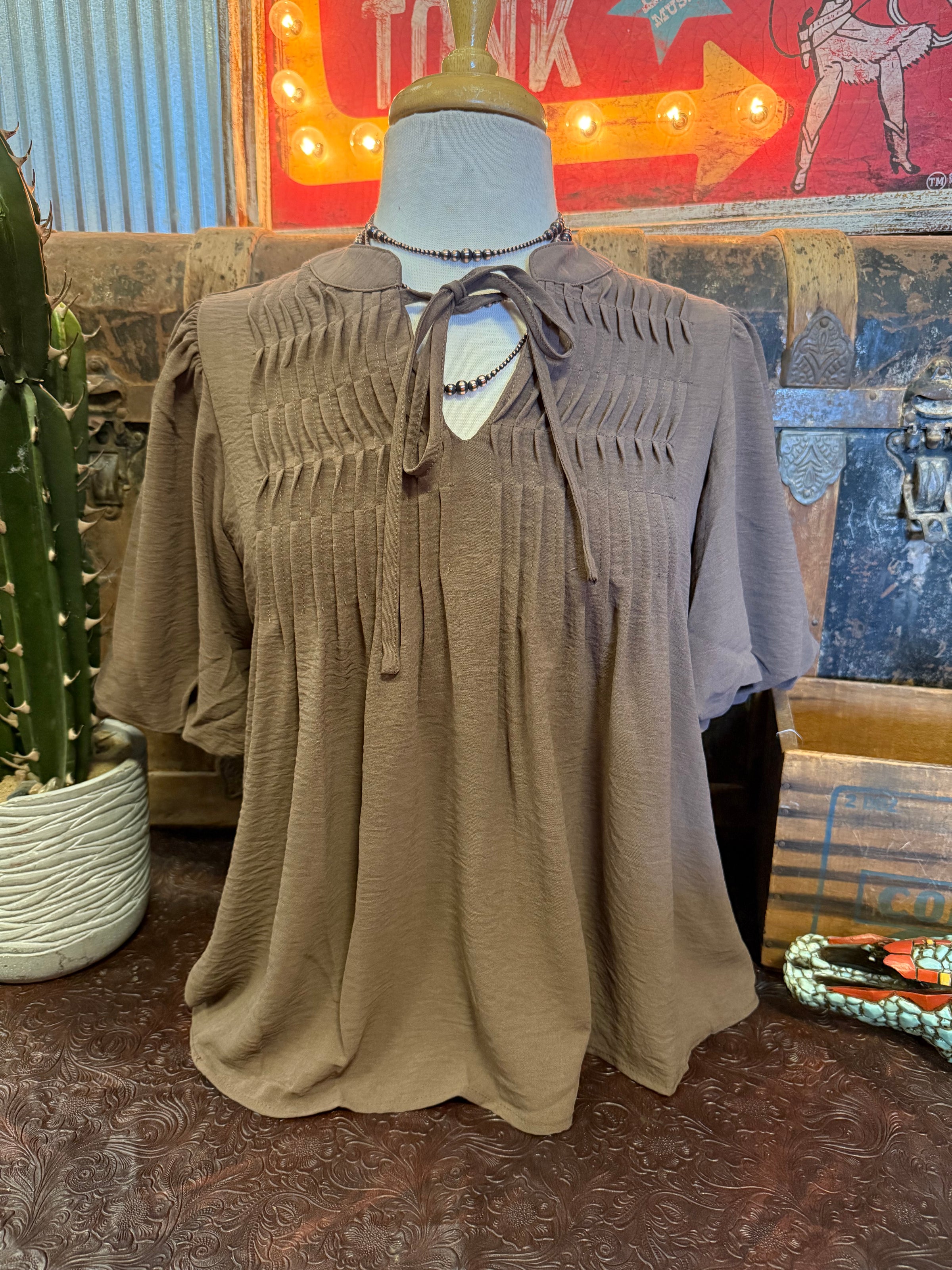 SS Mocha Puff Sleeve