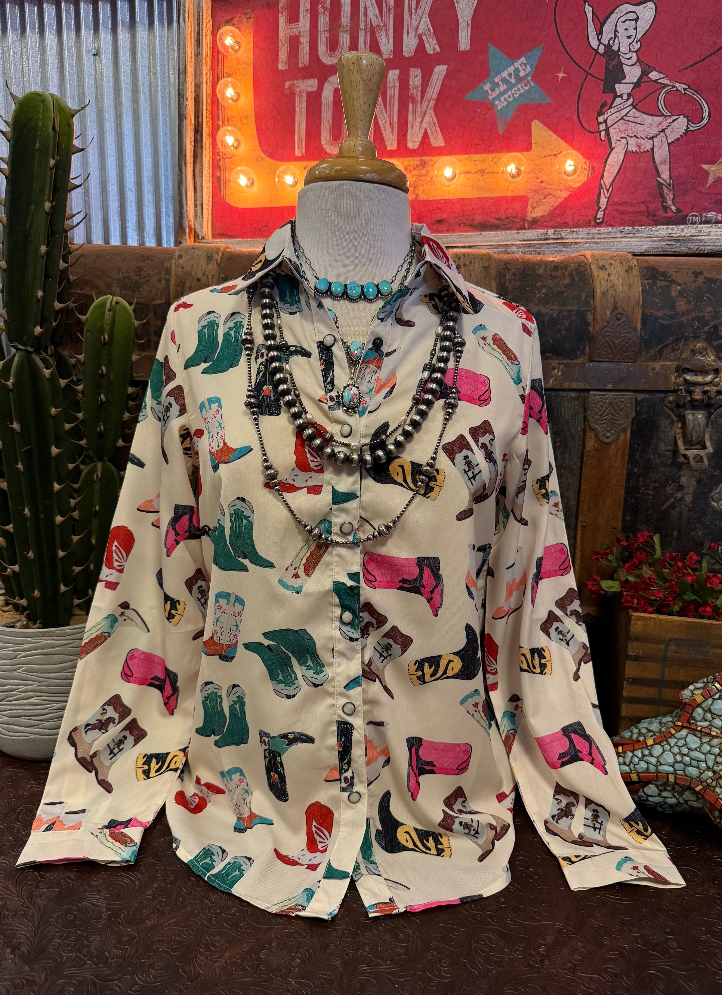 FX Scoot A Boot Button Up