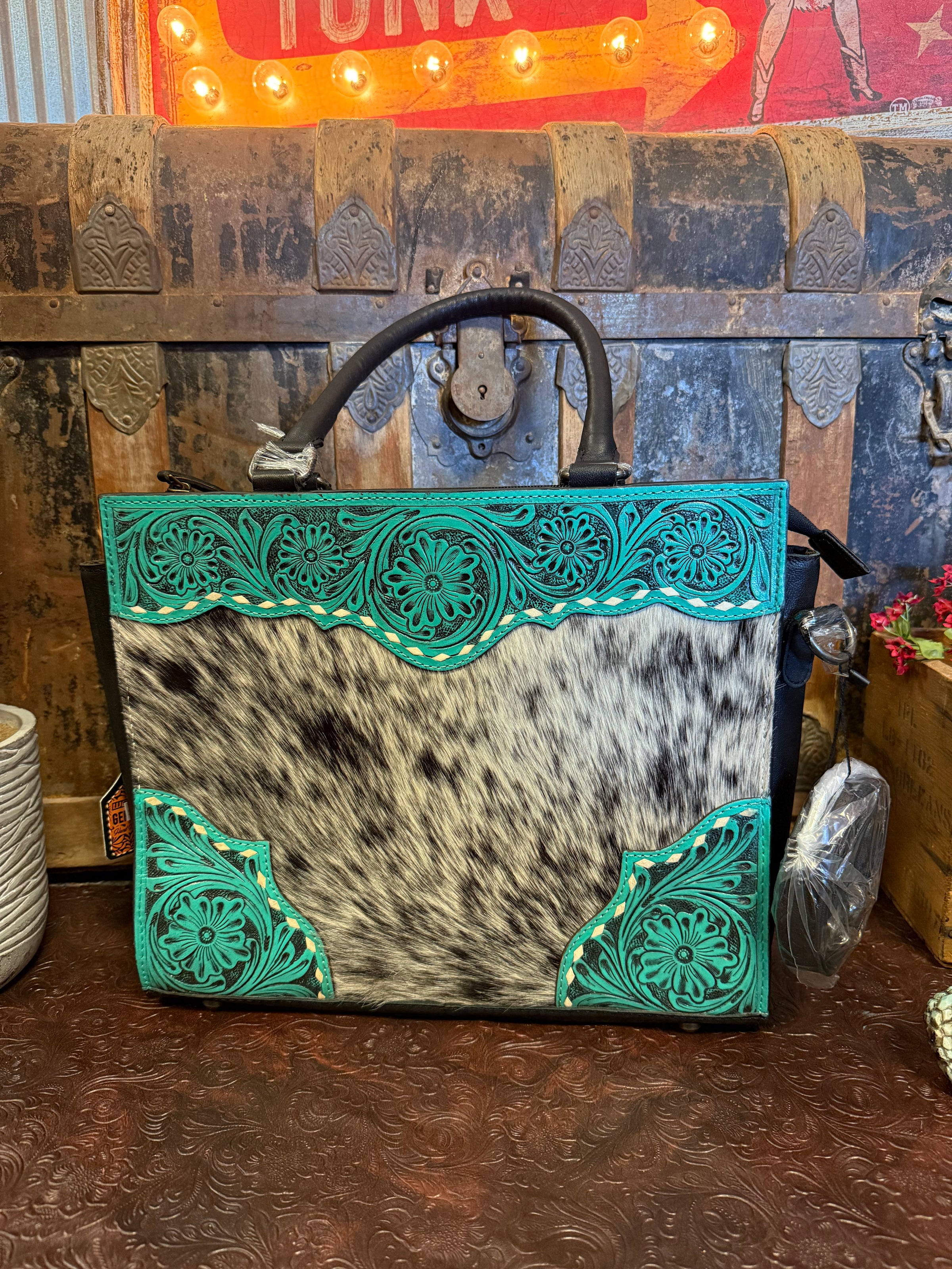 WL Turquoise Hide Purse