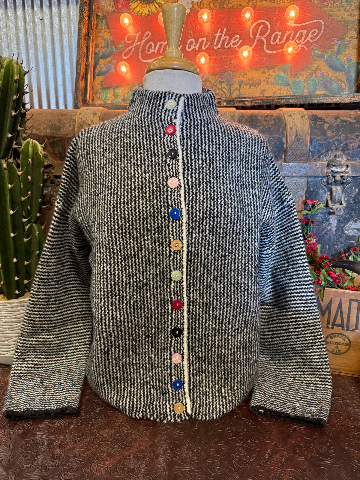 MR Black/White Cardigan
