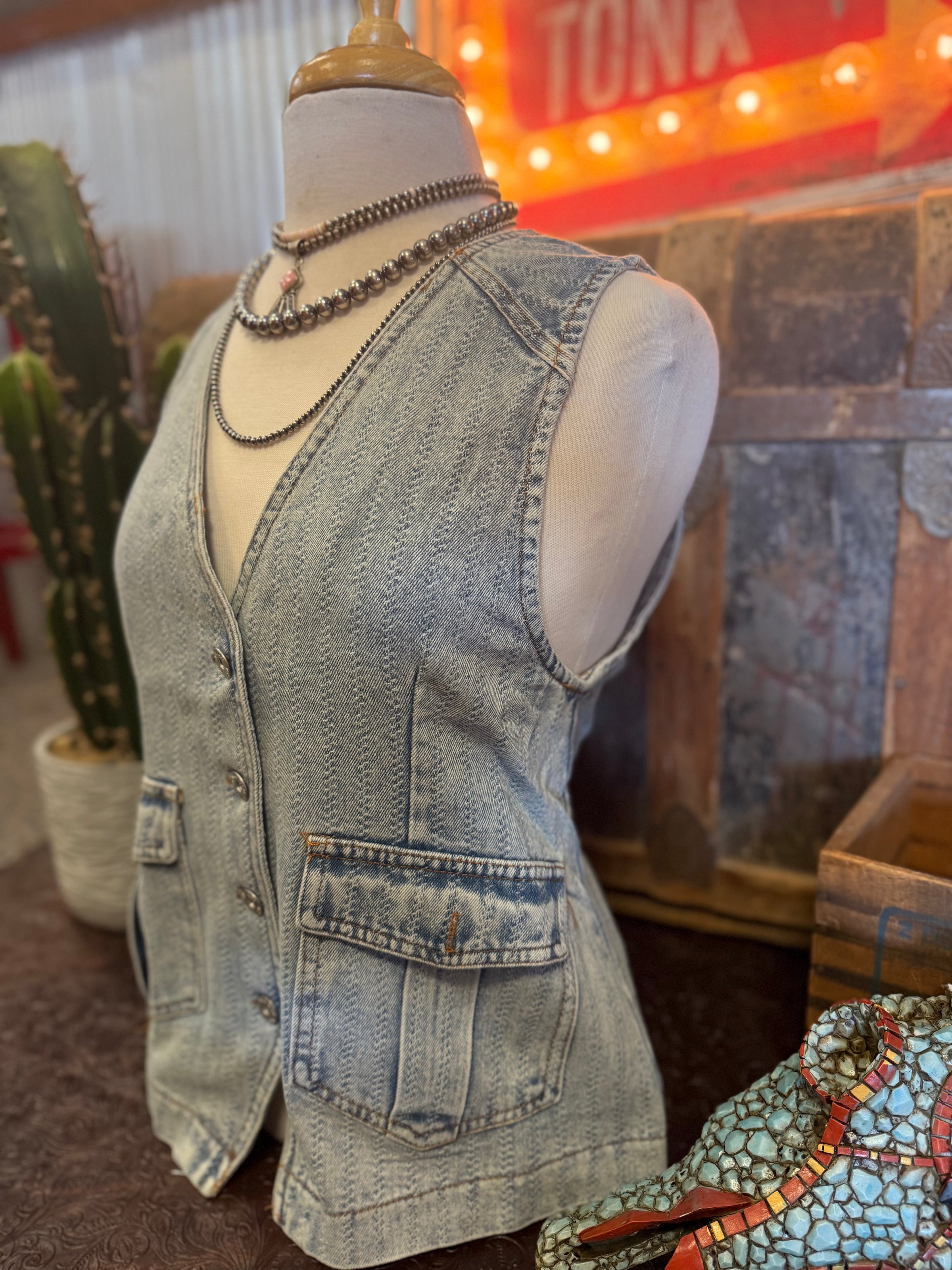 VJ Indigo Vest