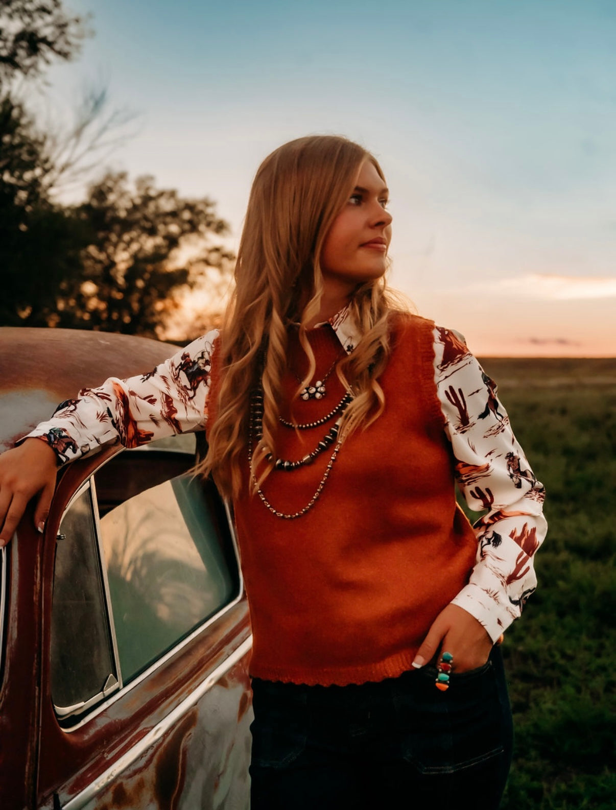 WL Rust Sweater Vest