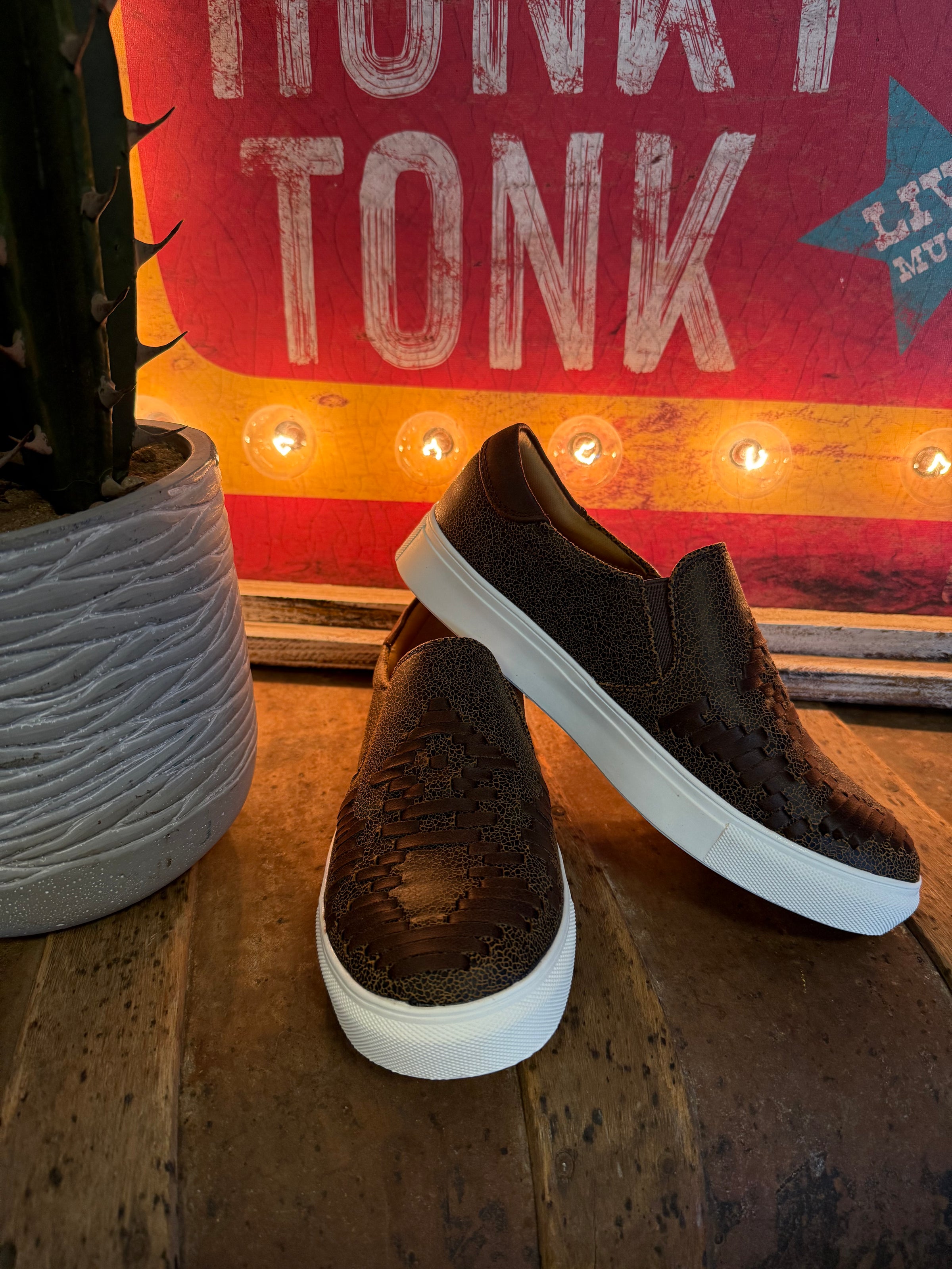 VG Marian Shoe