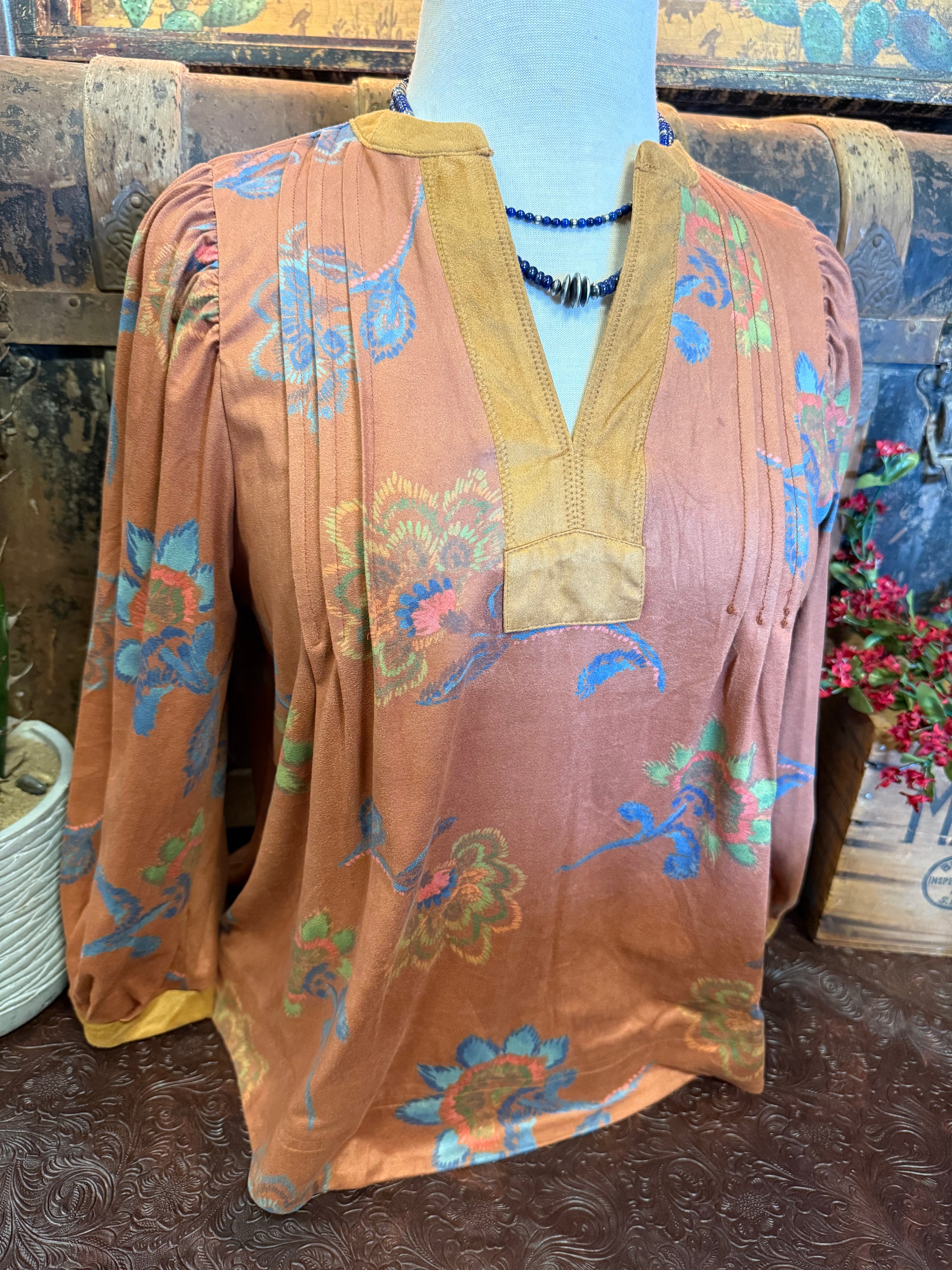 ES Suede Floral LS