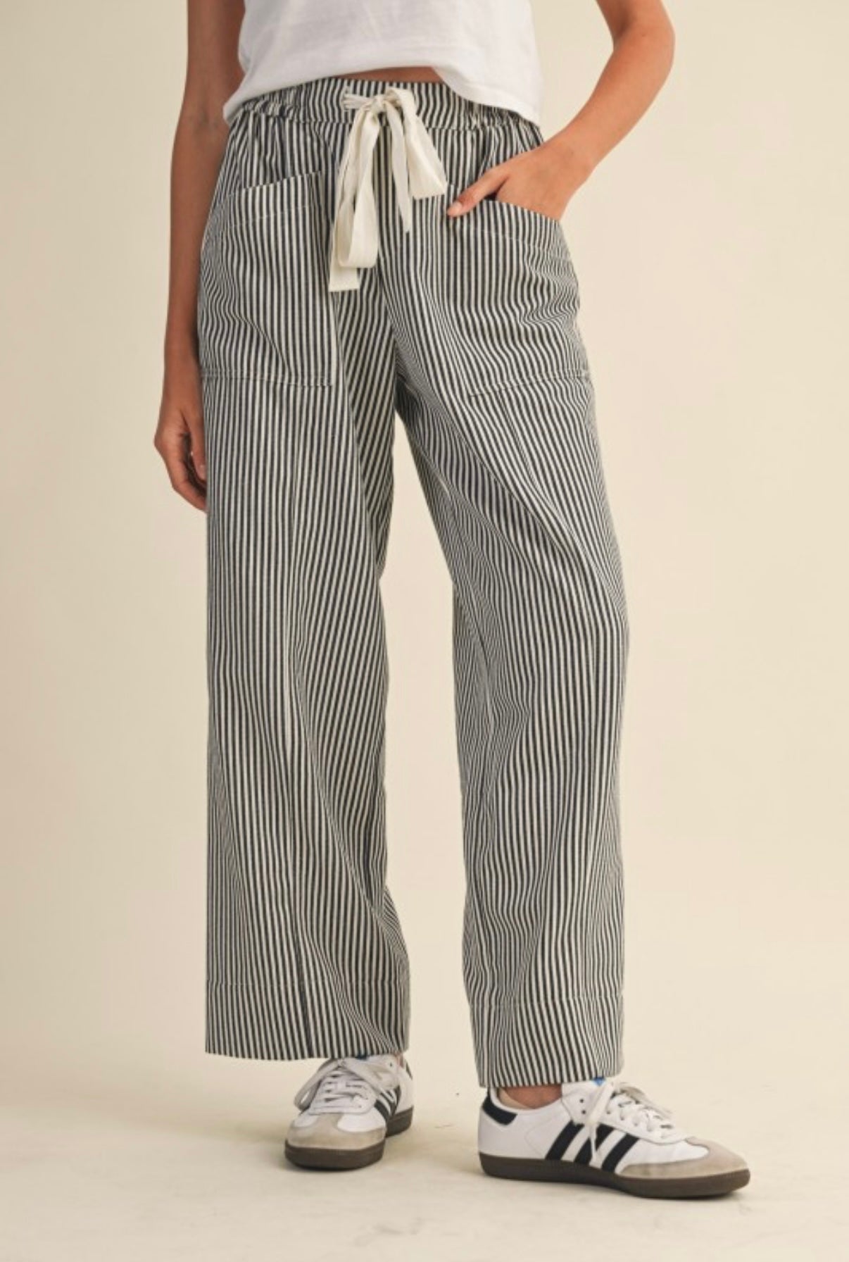 MR Black White Drawstring Pants