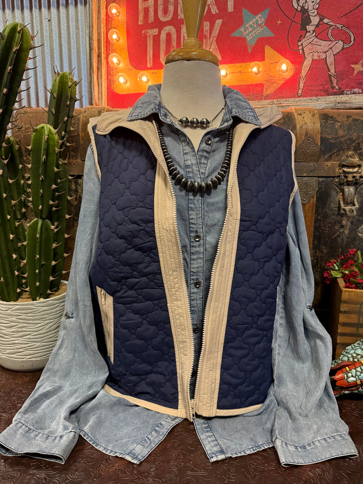 DR Navy Vest