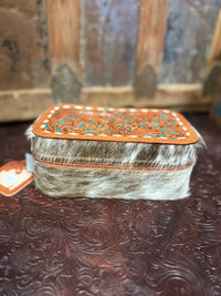 WL Brown Hide/Tooled Jewelry Case