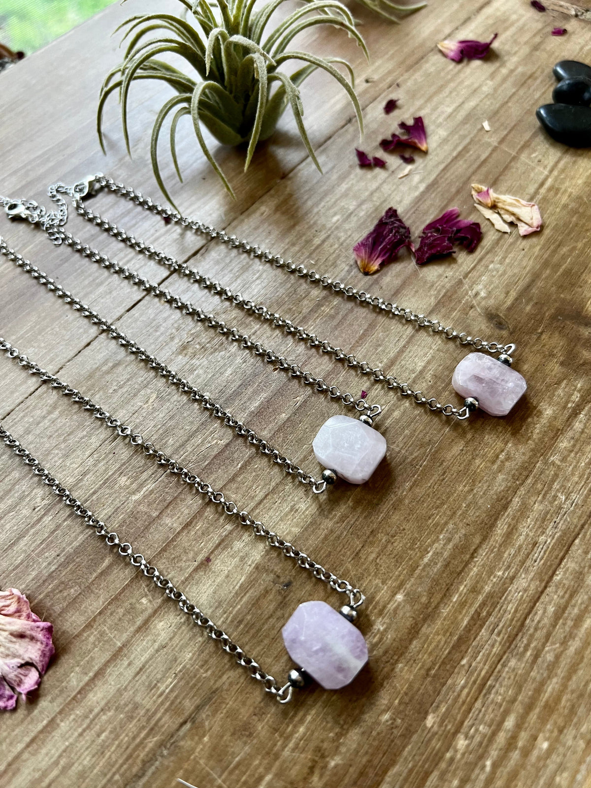 Kunzite stone choker with Sterling Silver Pearls